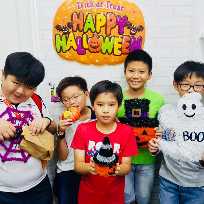 Writers Studio halloween
